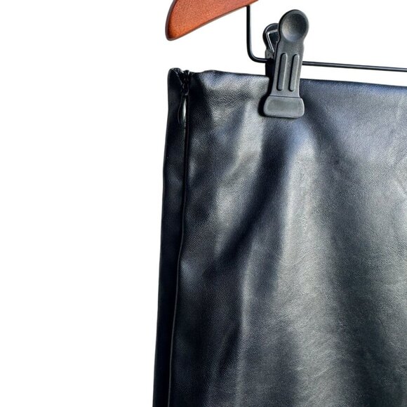 Missy Empire Faux Leather Black Skirt With Gold Zippers Asymmetrical New Size 10 - Picture 3 of 3